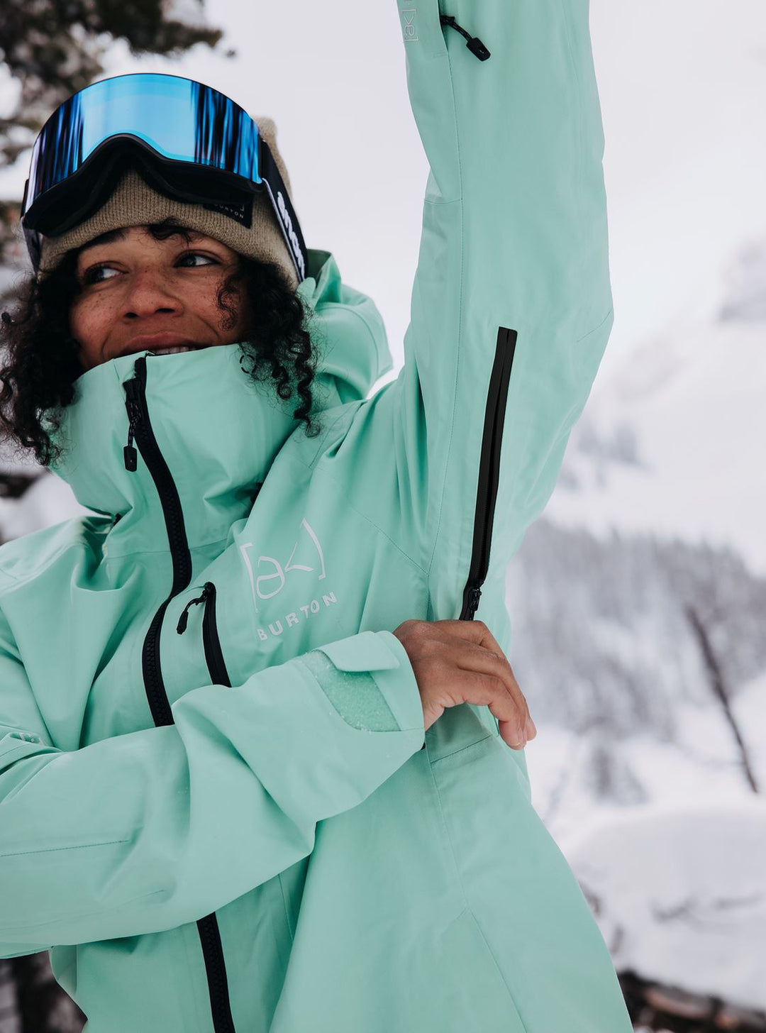 Burton AK Womens Upshift Gore-Tex 2L Jacket 