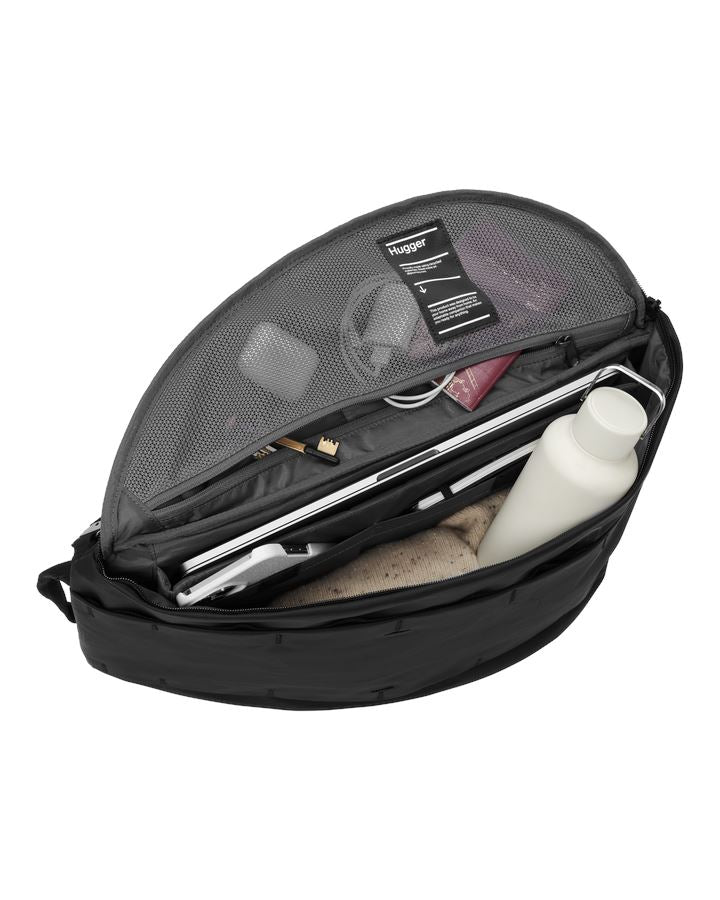 D__b_ Hugger Base 15L Backpack 