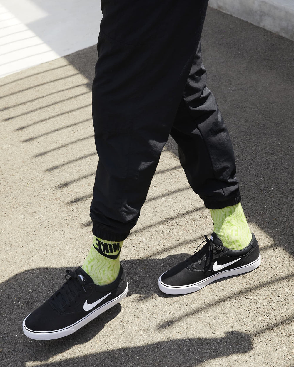 Nike SB Chron 2 Canvas - Black / Black / White 