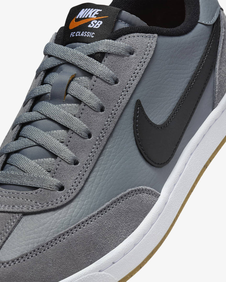 NIke SB FC Classic - Cool Grey Black White 