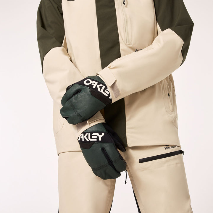 Oakley TNP TBT Shell Jacket 