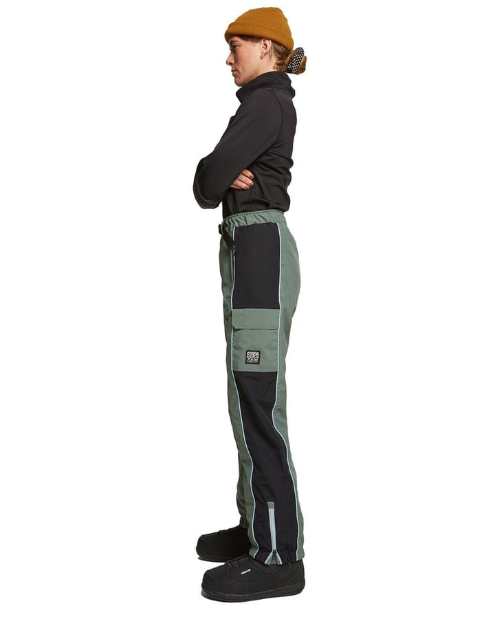 Rojo She Ripz Pants 