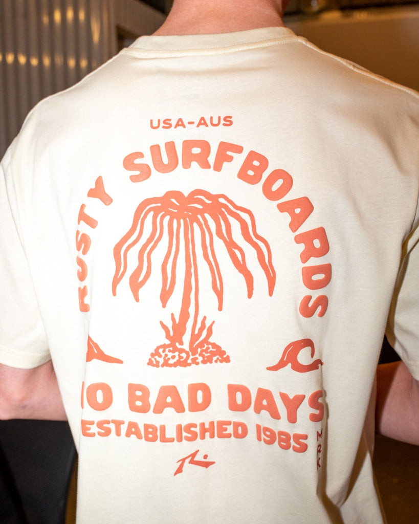 Rusty Apparition Island Graphic T-Shirt 