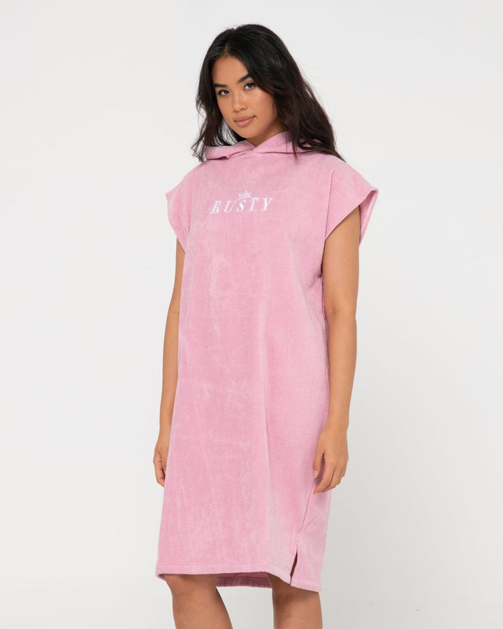 Rusty Essentials Hooded Change Towel 
