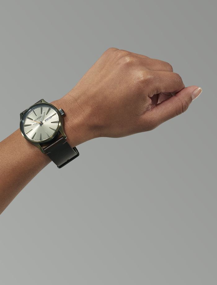 Nixon Sentry Leather Watch 