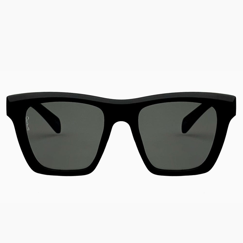 Otra Aspen Sunglasses Black / Smoke Fade 
