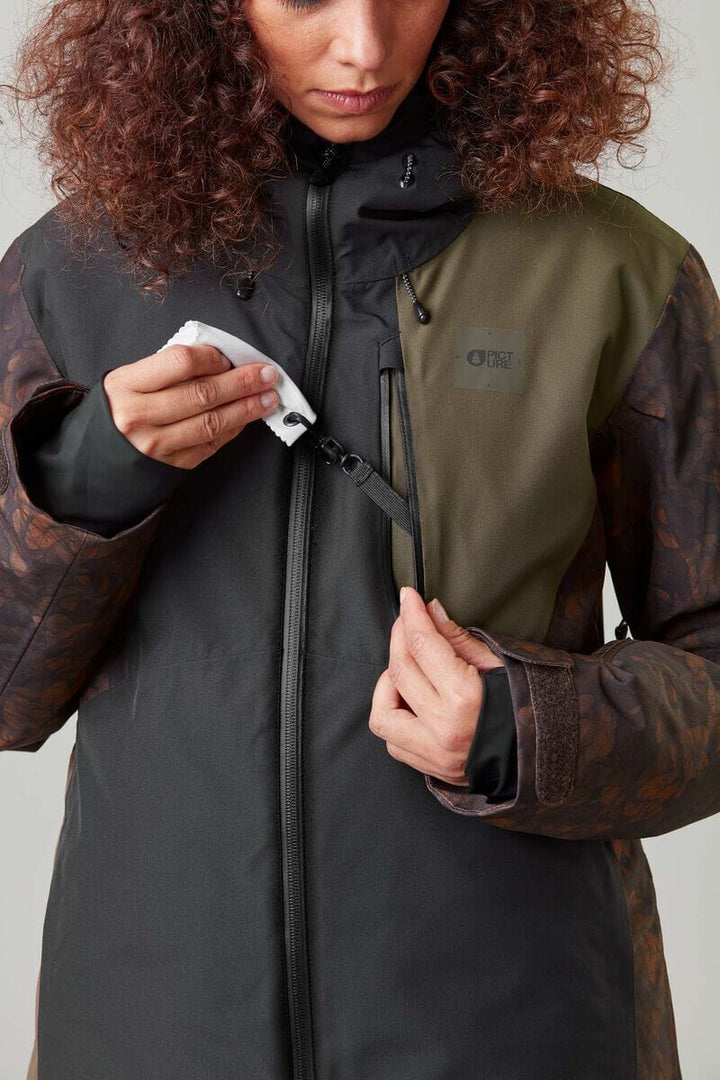 Picture Seen Womens Jacket 