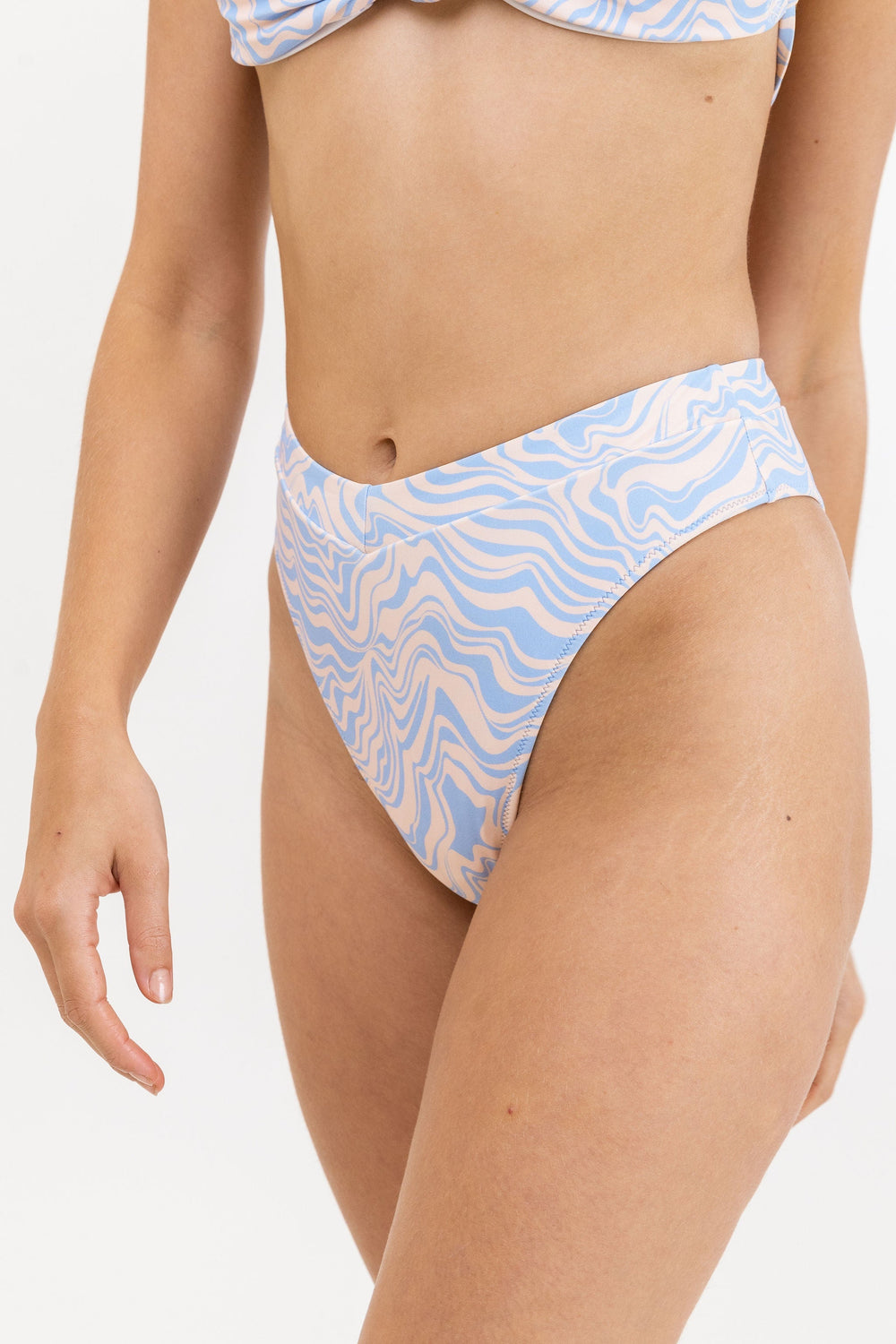 Rhythm Paradiso Knot Deep V Hi Waist Bikini 