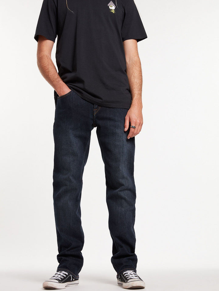 VOLCOM SOLVER MODERN FIT JEANS Vintage Blue 30 